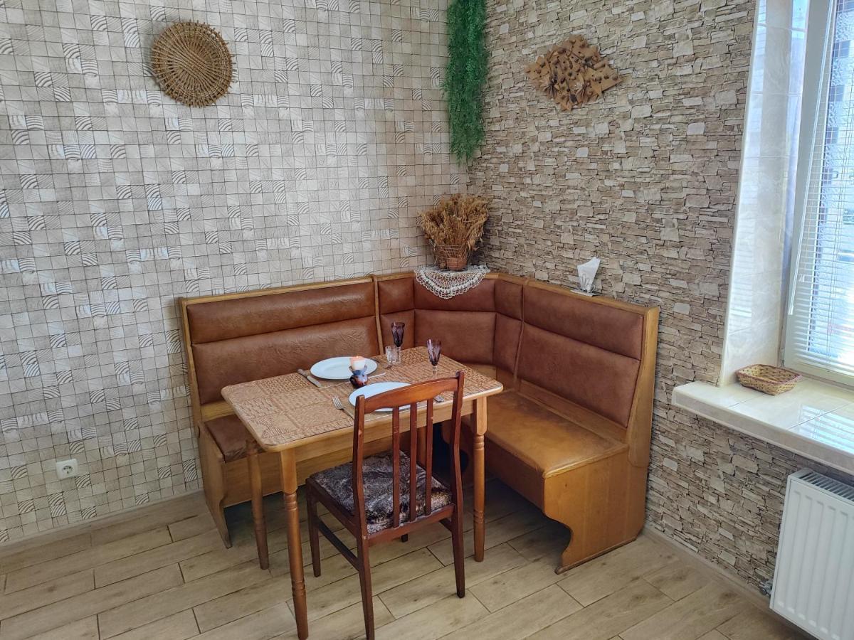 Апартаменти В Новому Будинку В Самому Центрi Khmel'nyts'kyy Exterior foto